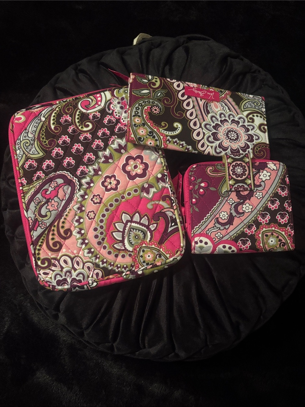 Vera Bradley Pink Paisley Quilted  Sleeve with Matching Wallets